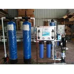 500 LPH Commercial Reverse Osmosis System, FRP